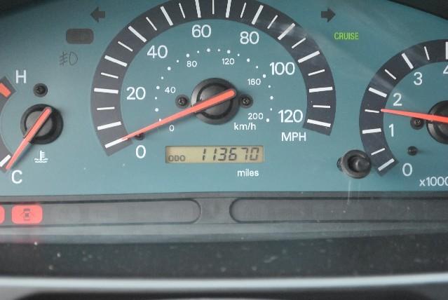 Mitsubishi Galant 2002 photo 4