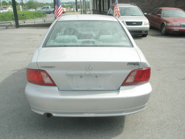 Mitsubishi Galant 2002 photo 1