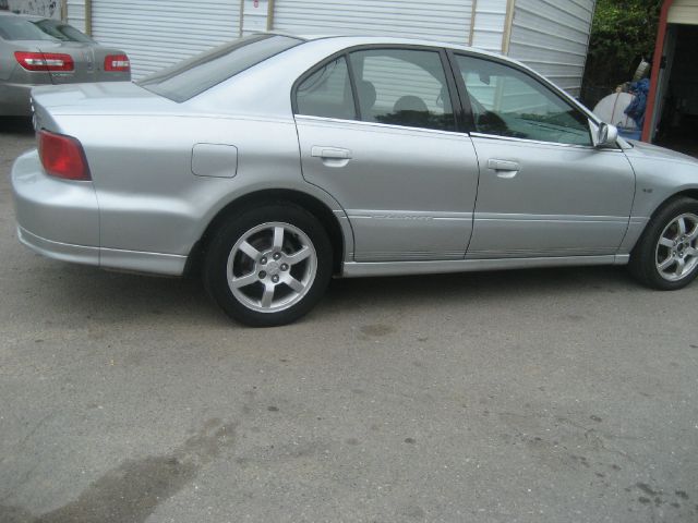 Mitsubishi Galant 2002 photo 1