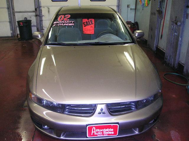 Mitsubishi Galant 2002 photo 1