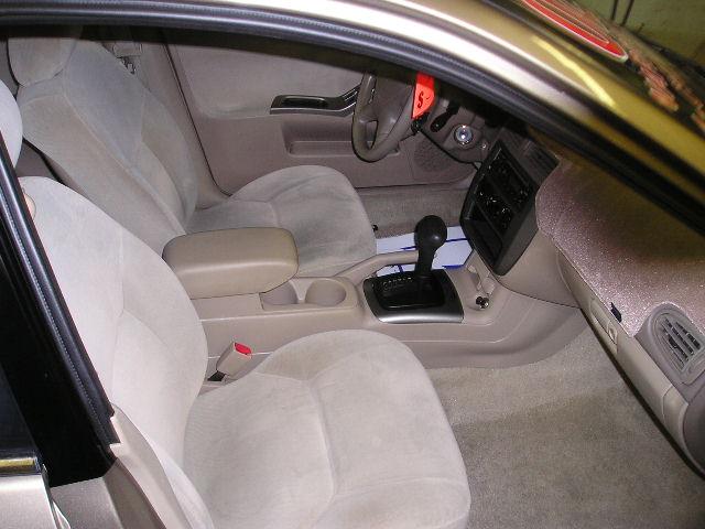 Mitsubishi Galant 2002 photo 2