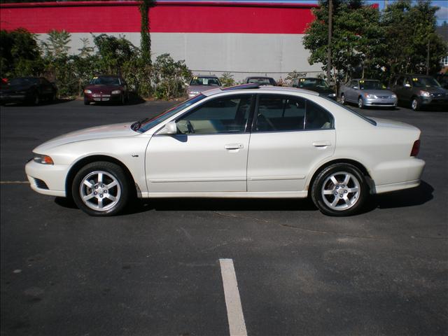 Mitsubishi Galant 2002 photo 1