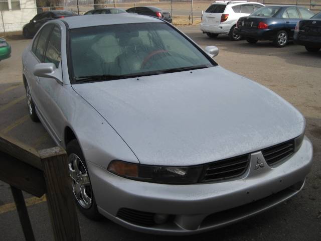Mitsubishi Galant 2002 photo 2