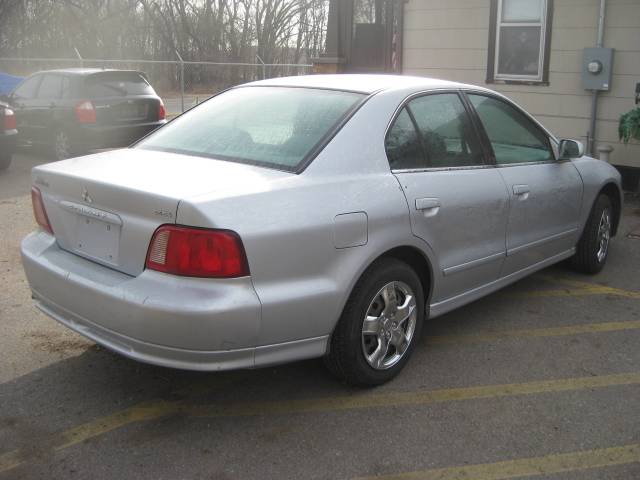 Mitsubishi Galant 2002 photo 5