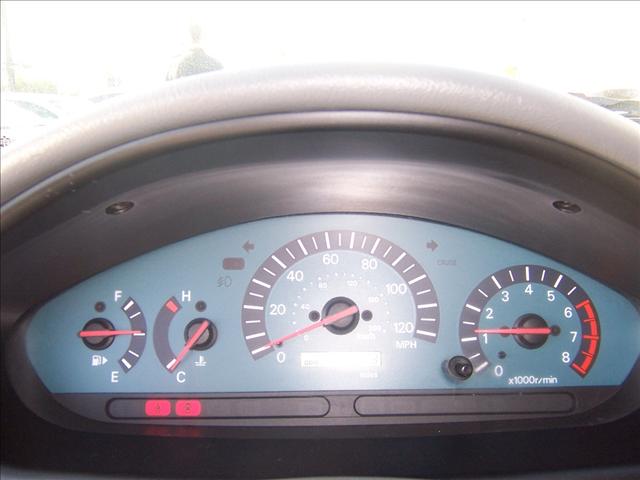 Mitsubishi Galant 2002 photo 4