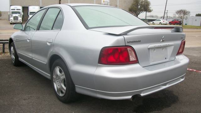 Mitsubishi Galant 2002 photo 3