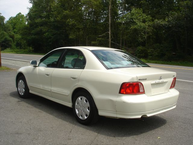 Mitsubishi Galant 2002 photo 2