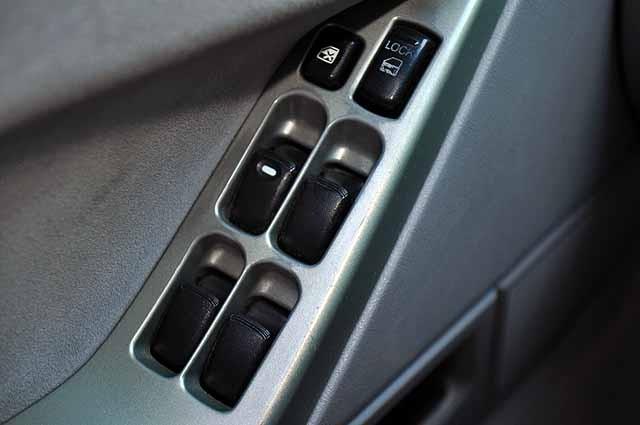 Mitsubishi Galant 2003 photo 4