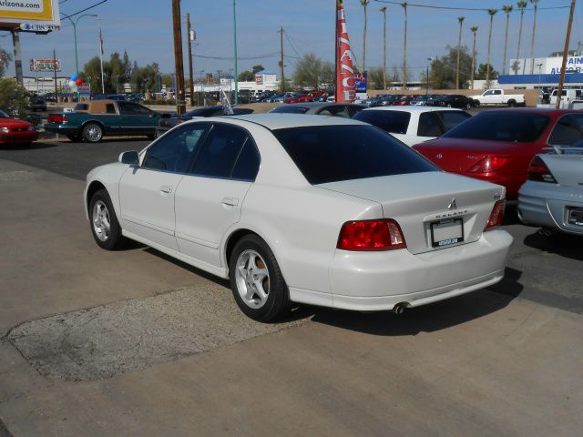 Mitsubishi Galant 2003 photo 3
