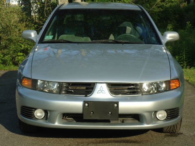 Mitsubishi Galant 2003 photo 1