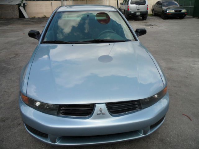 Mitsubishi Galant 2003 photo 1