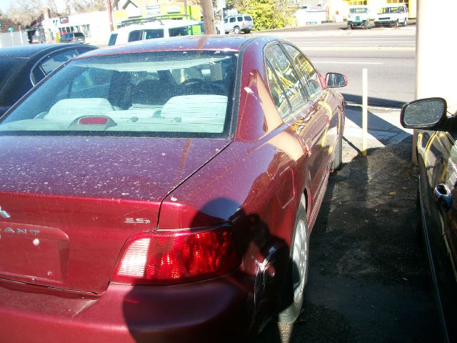 Mitsubishi Galant 2003 photo 1