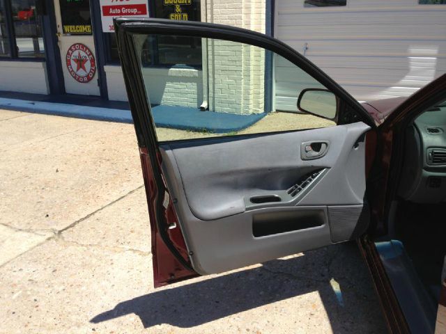 Mitsubishi Galant LW2 Sedan