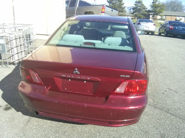 Mitsubishi Galant 2003 photo 4