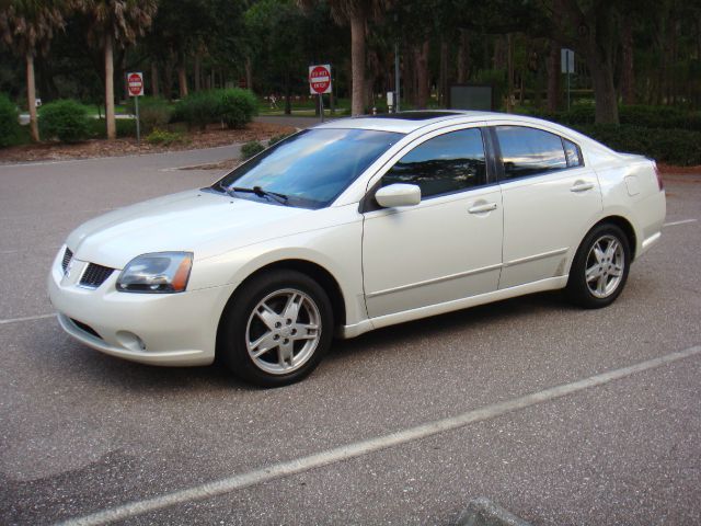 Mitsubishi Galant 2004 photo 4
