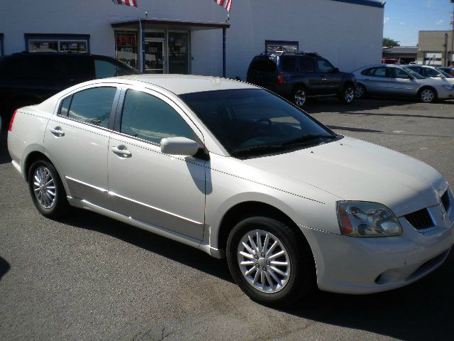 Mitsubishi Galant 2004 photo 4