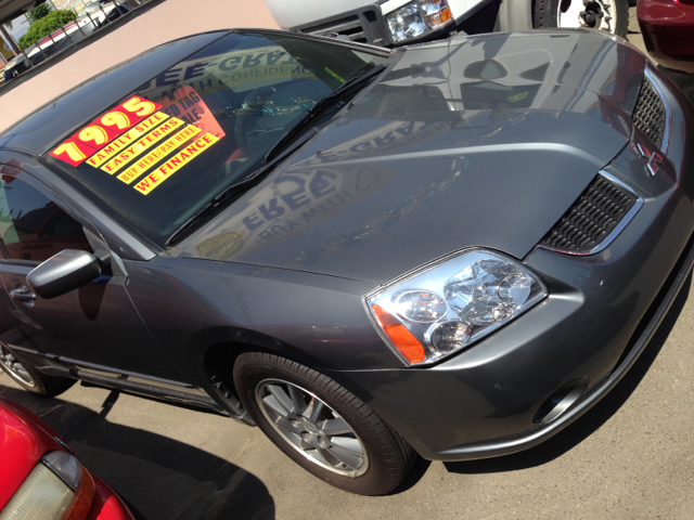 Mitsubishi Galant 2004 photo 2