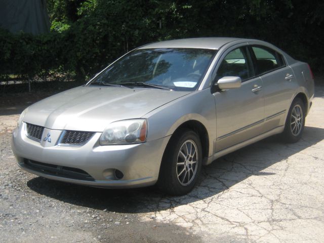 Mitsubishi Galant 2005 photo 3