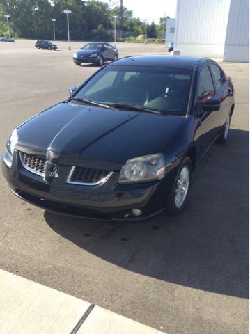Mitsubishi Galant 2005 photo 2