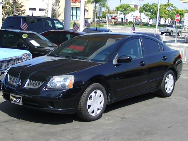 Mitsubishi Galant LW2 Sedan