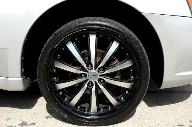 Mitsubishi Galant 2005 photo 1