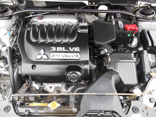 Mitsubishi Galant 2005 photo 3