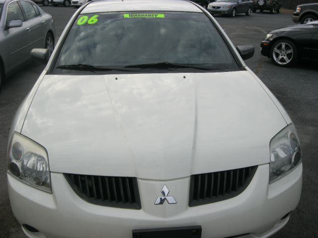 Mitsubishi Galant 2006 photo 1