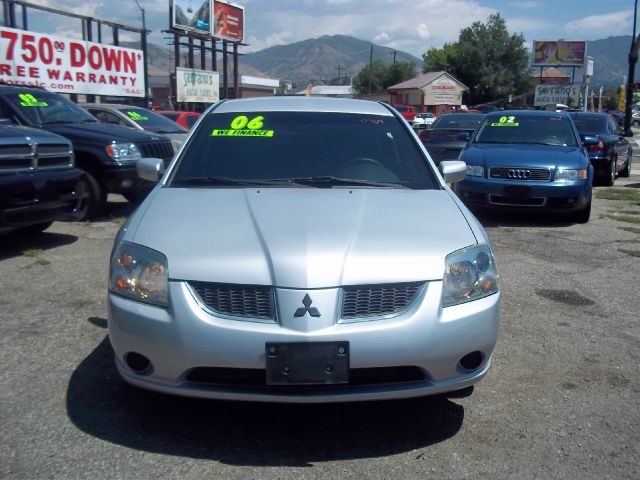 Mitsubishi Galant 2006 photo 1