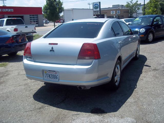 Mitsubishi Galant 2006 photo 2