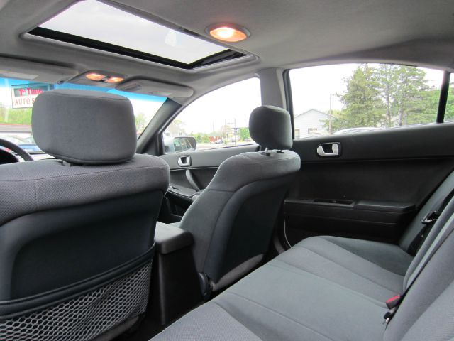 Mitsubishi Galant 2006 photo 1