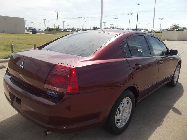 Mitsubishi Galant 2006 photo 2
