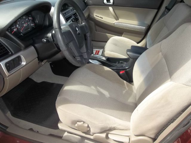 Mitsubishi Galant 2006 photo 3