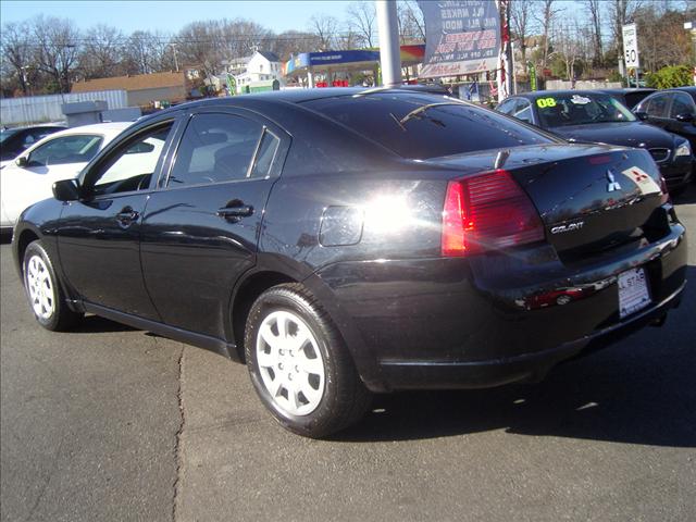 Mitsubishi Galant 2007 photo 2