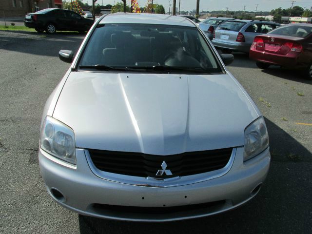 Mitsubishi Galant 2008 photo 1