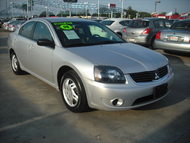 Mitsubishi Galant 2008 photo 1