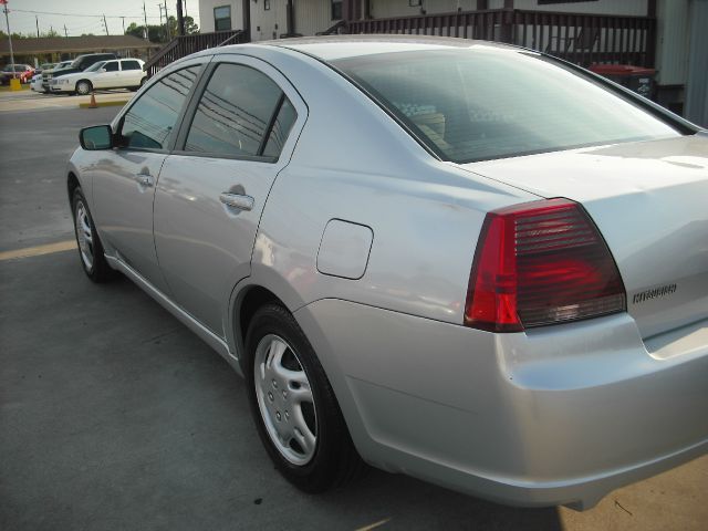 Mitsubishi Galant 2008 photo 4