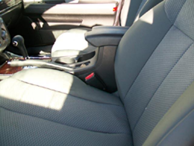 Mitsubishi Galant 2009 photo 2