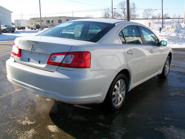 Mitsubishi Galant 2009 photo 5