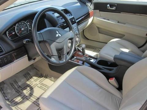 Mitsubishi Galant 2009 photo 1