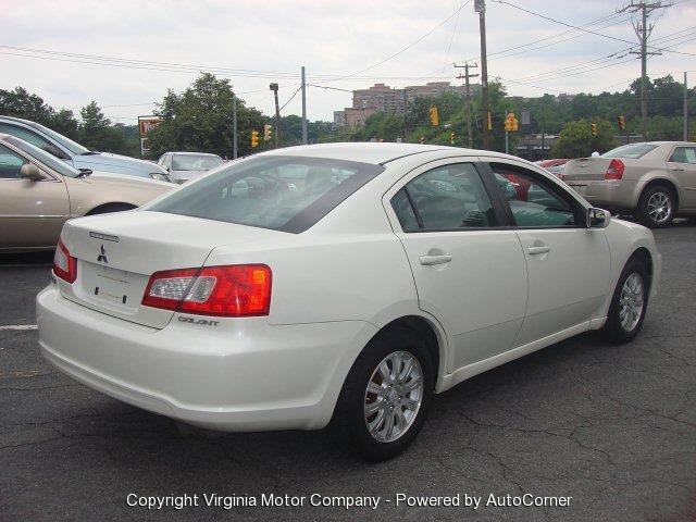 Mitsubishi Galant 2009 photo 2