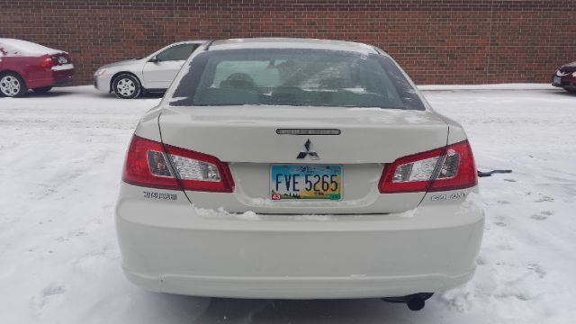 Mitsubishi Galant 2009 photo 4