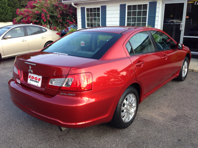 Mitsubishi Galant 2009 photo 2