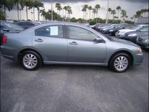 Mitsubishi Galant 2009 photo 1