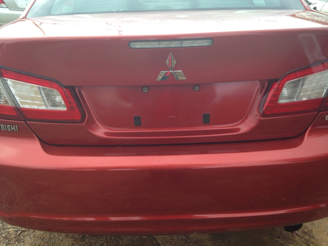 Mitsubishi Galant 2009 photo 2