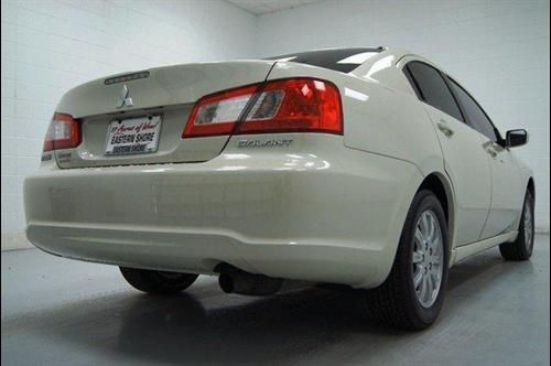 Mitsubishi Galant 2009 photo 2