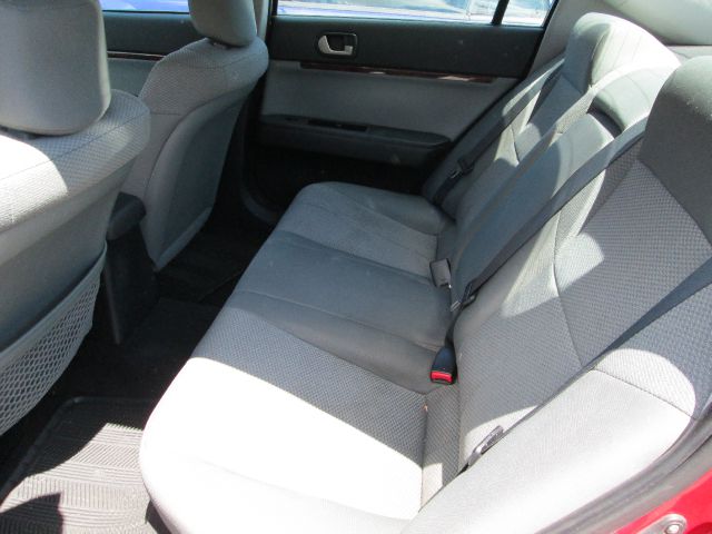 Mitsubishi Galant 2009 photo 2