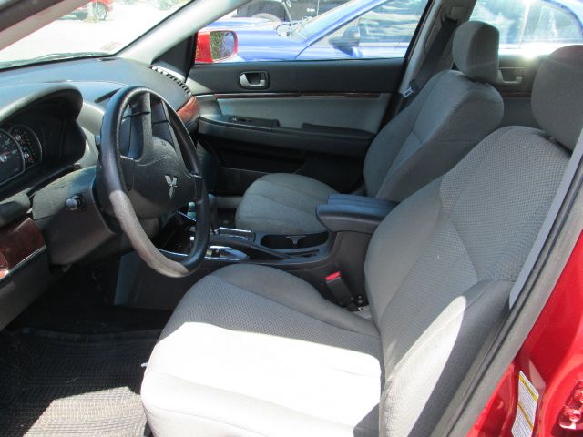 Mitsubishi Galant 2009 photo 8
