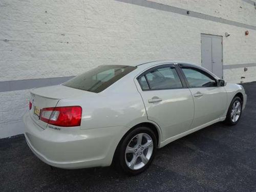 Mitsubishi Galant 2009 photo 2
