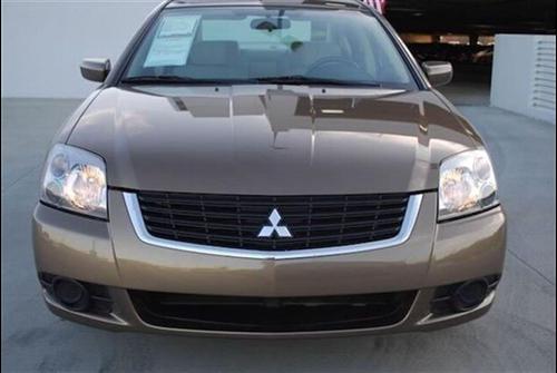 Mitsubishi Galant 2009 photo 1
