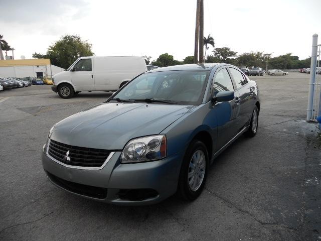 Mitsubishi Galant 2009 photo 1